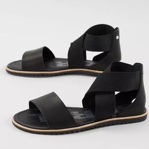 LIKE NEW Sorel Ella™ Leather Sandal size 9